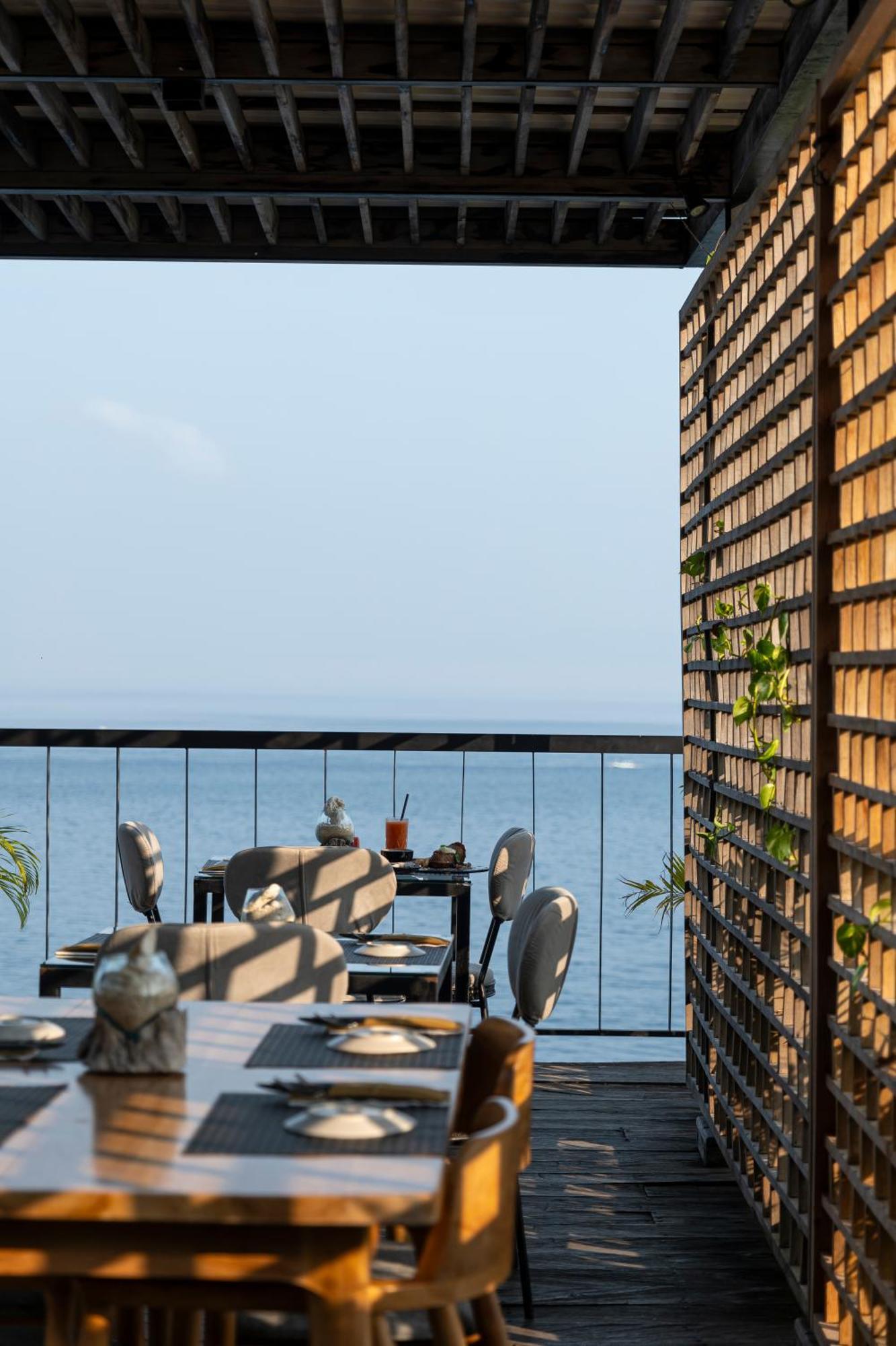 Adiwana Warnakali Resort Toyapakeh Exterior foto